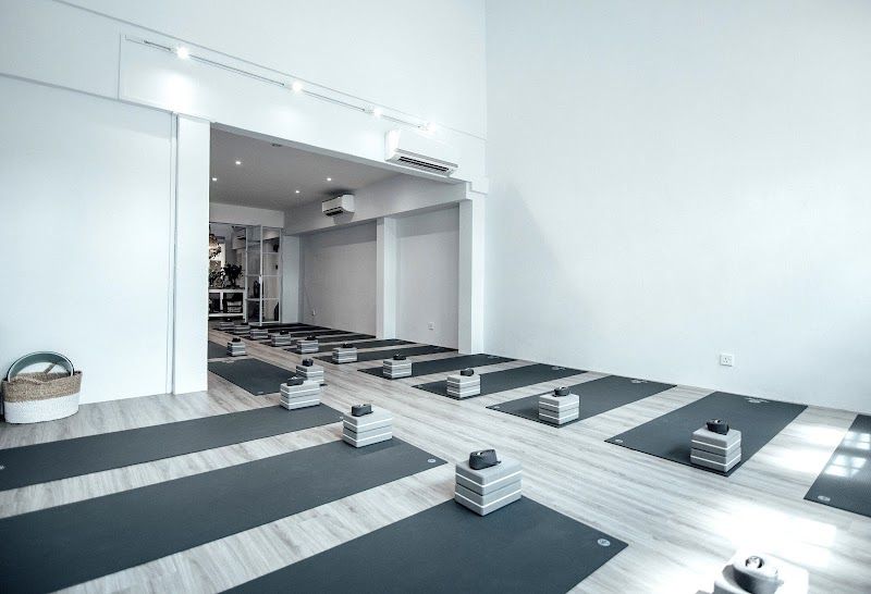 Nithya Priyan School Of Yoga, Chinatown, Singapore